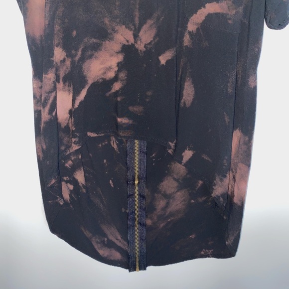 HI-LOW BLEACHED ZIPPERED TOP - Picture 4 of 5